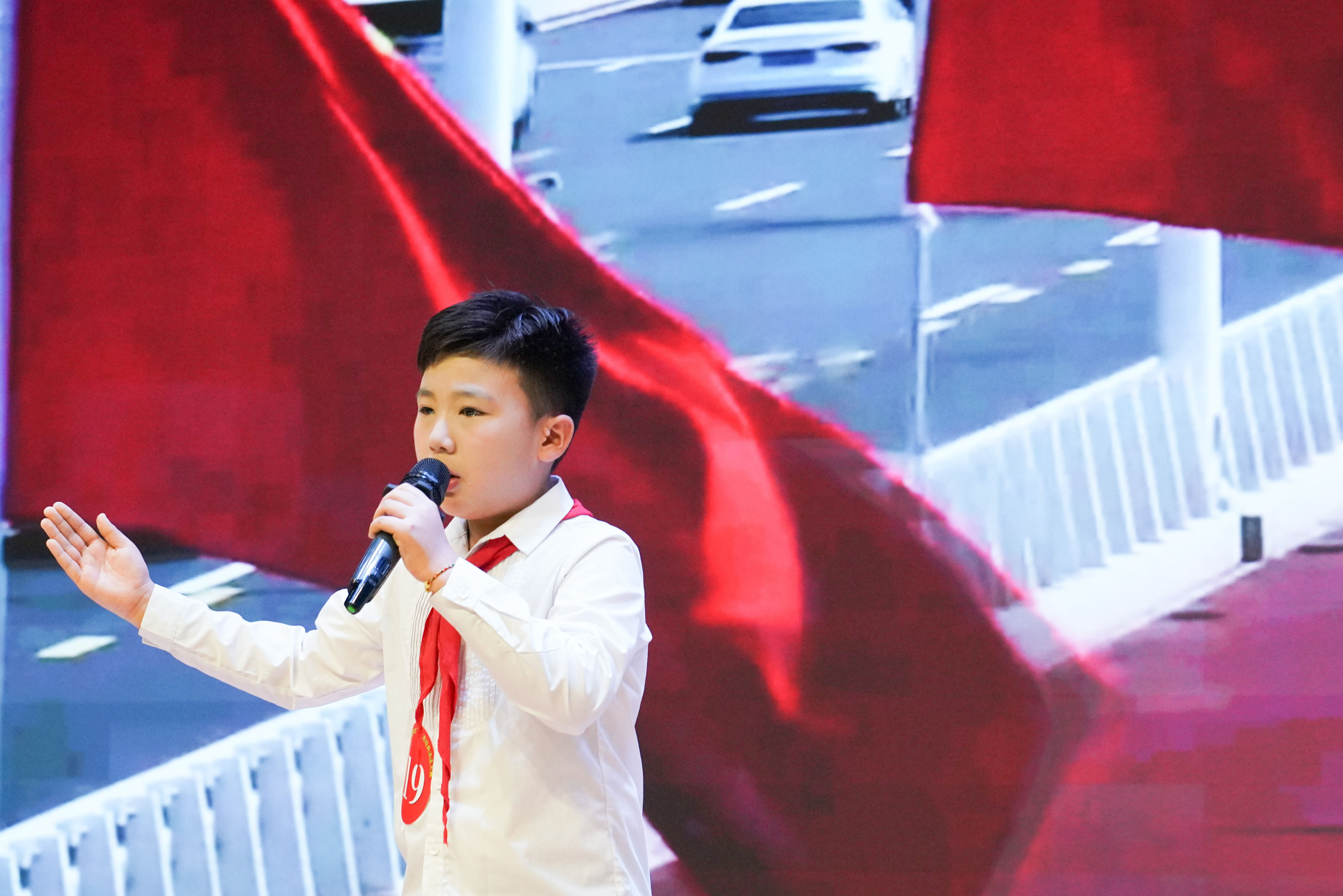 《彩色的中国》