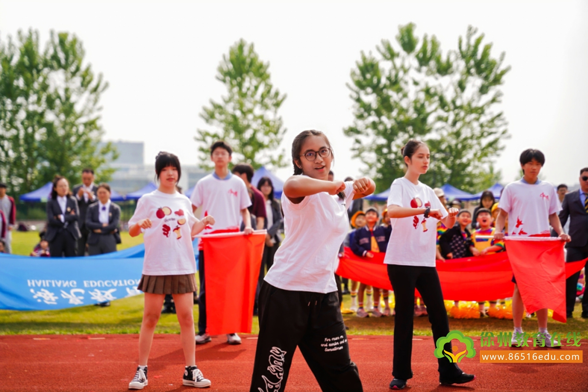 发现和尊重每一个孩子，创造属于我们的未来 | 徐州海亮未来学校校长鲍成中博士2026秋季新学期欢迎词
